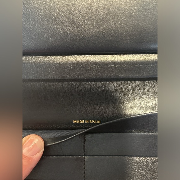 Givenchy Wallet NIB Kisslock Wallet - Picture 6 of 16